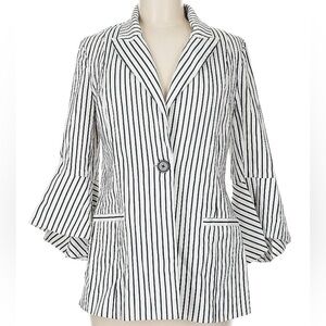 🔥CAbi White and Black Horse Print Blouse 👚